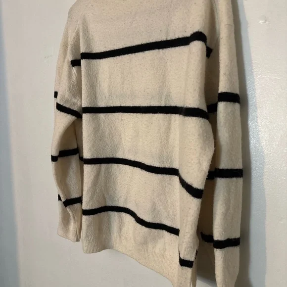 H&M Beige Knit Maternity Wool Sweater - Picture 7 of 8